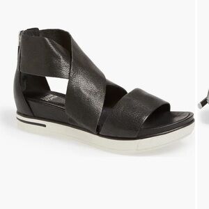 EILEEN FISHER | black Sport platform Leather Sandals size 9